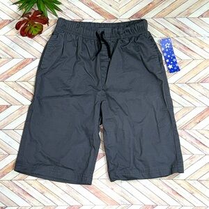 NWT Boys Gray Shorts sz large 8/10